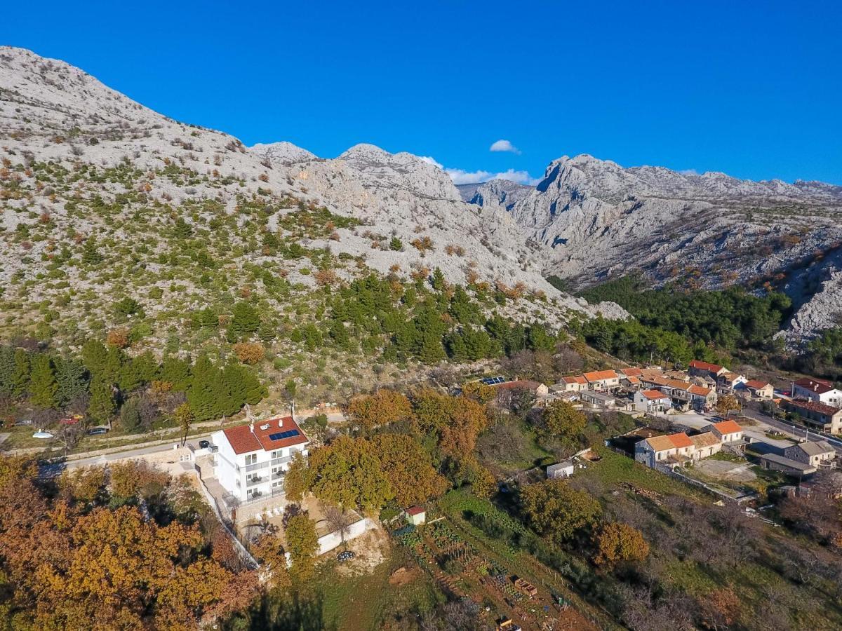 Apartmani Villa Paulo Starigrad Paklenica Dış mekan fotoğraf