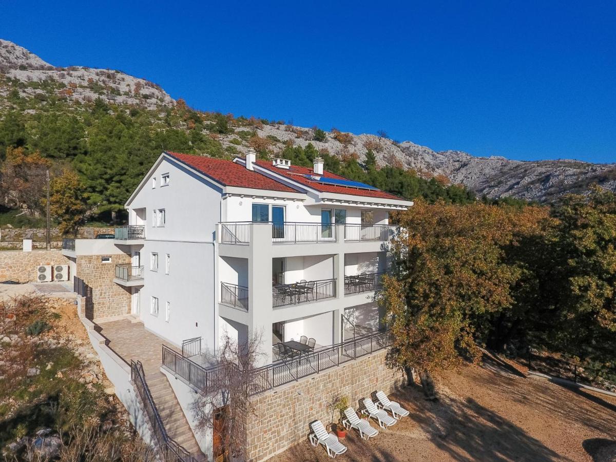 Apartmani Villa Paulo Starigrad Paklenica Dış mekan fotoğraf