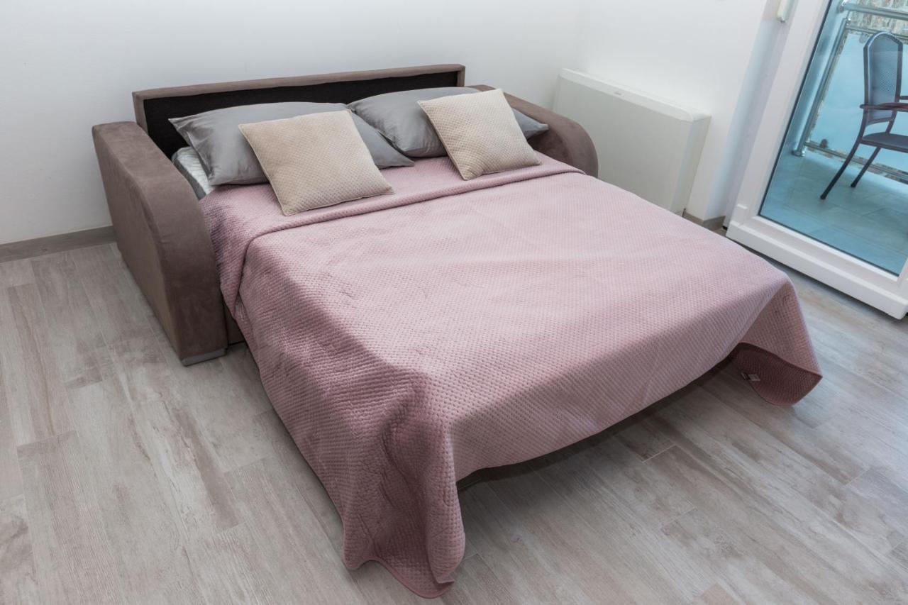 Apartmani Villa Paulo Starigrad Paklenica Dış mekan fotoğraf