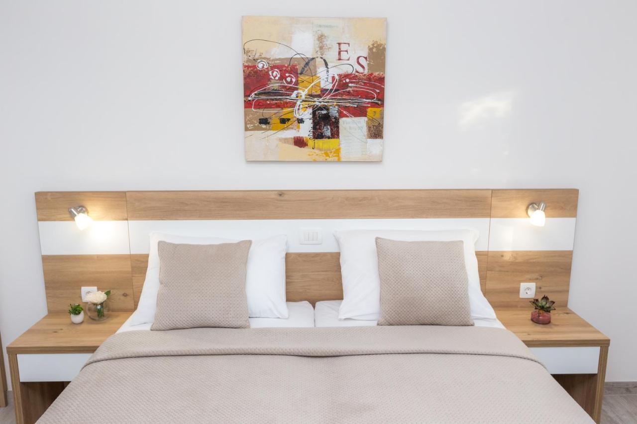 Apartmani Villa Paulo Starigrad Paklenica Dış mekan fotoğraf