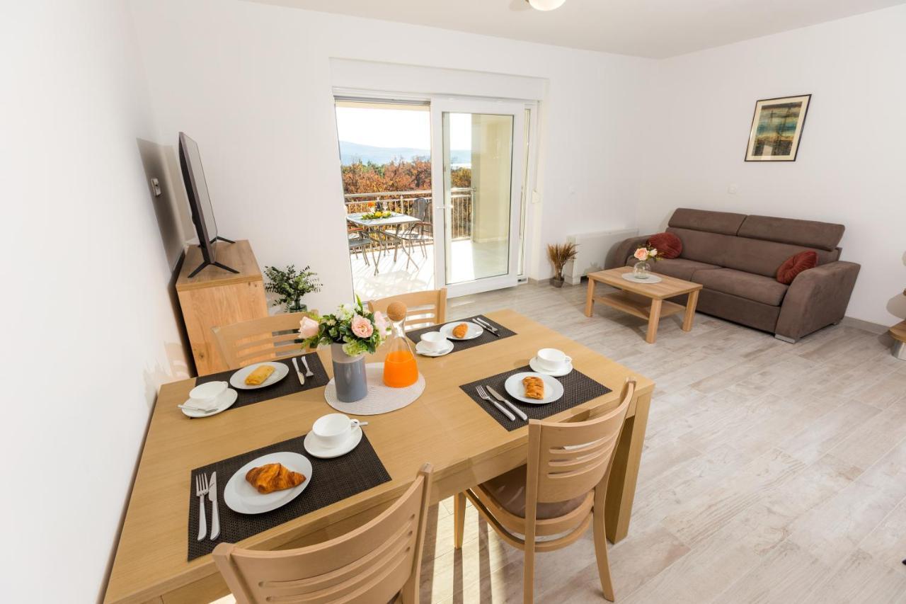 Apartmani Villa Paulo Starigrad Paklenica Dış mekan fotoğraf