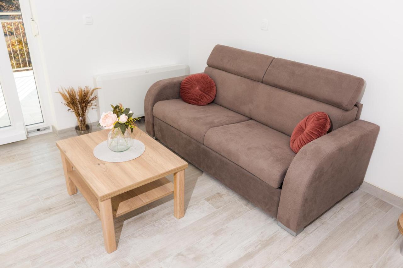 Apartmani Villa Paulo Starigrad Paklenica Dış mekan fotoğraf