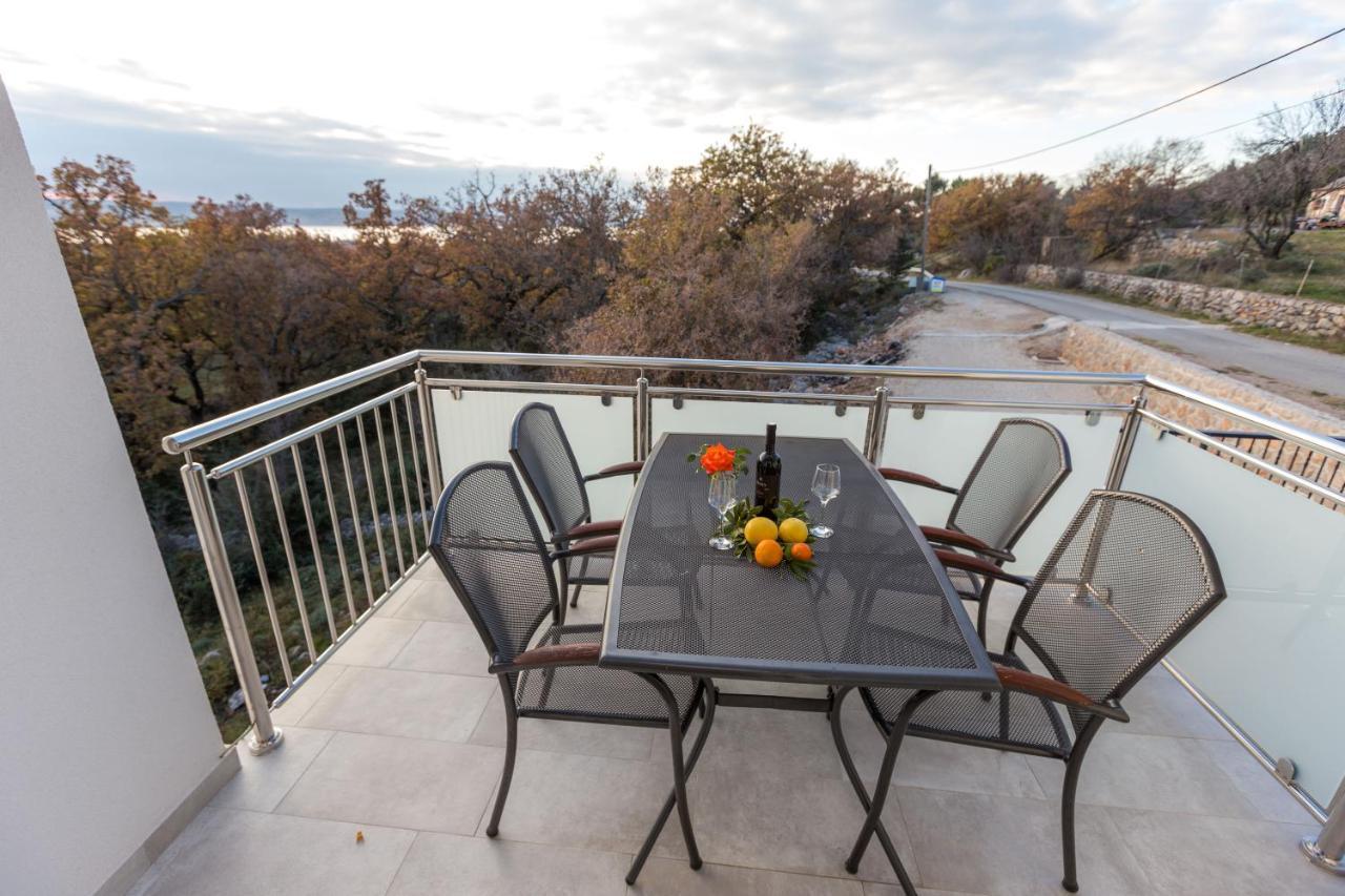 Apartmani Villa Paulo Starigrad Paklenica Dış mekan fotoğraf