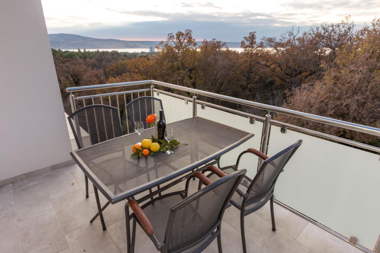 Apartmani Villa Paulo Starigrad Paklenica Dış mekan fotoğraf